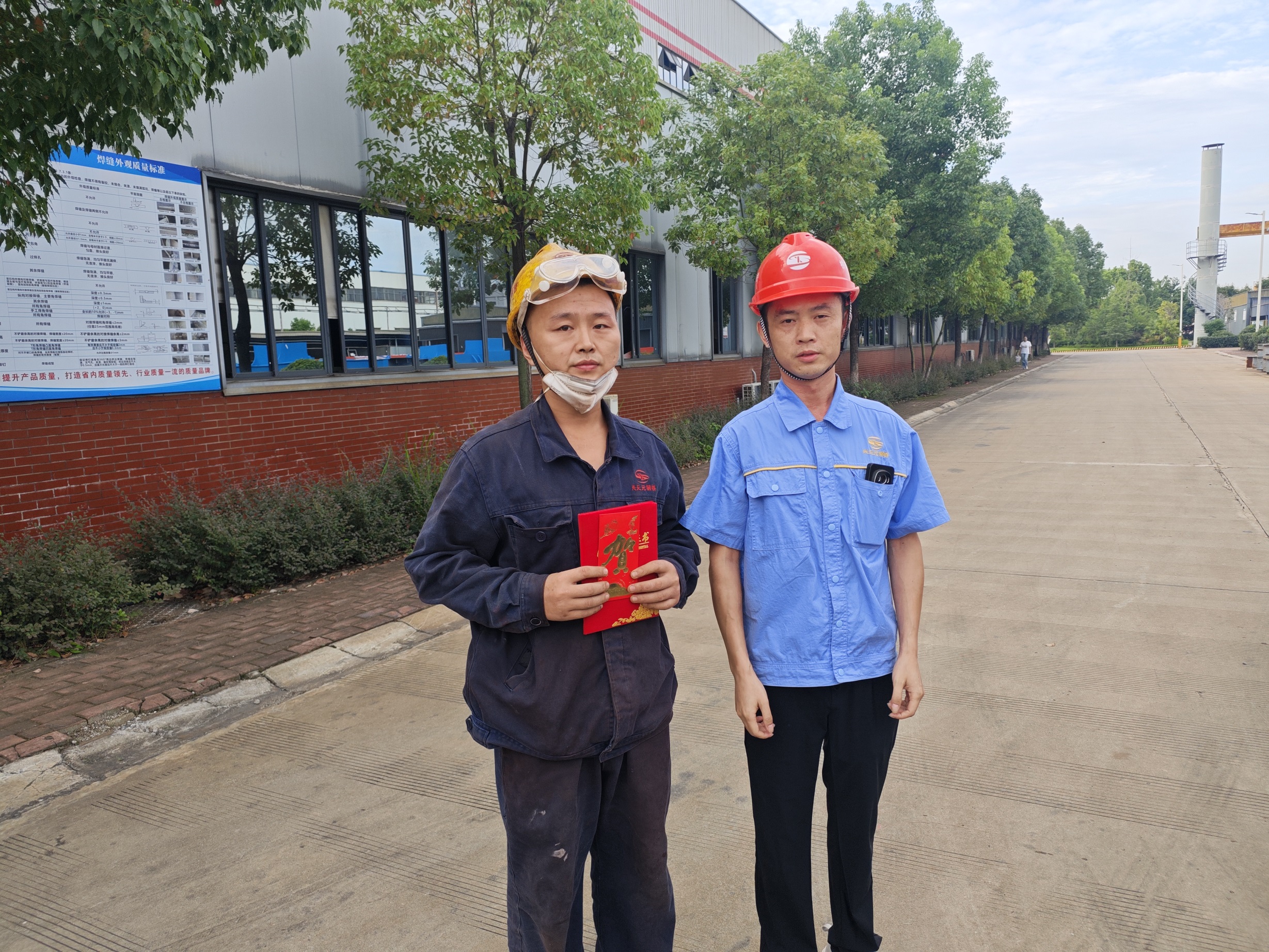 坚守一线铸匠心，勇担使命显担当